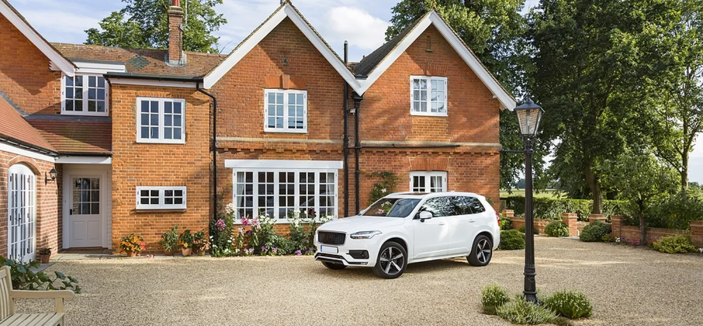 Detached Home & Driveway